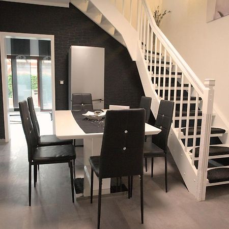 Zum Kaeutzchen 120Qm Ferienhaus 8 Personen 4 Schlafzimmer Nossentiner Huette Ngoại thất bức ảnh