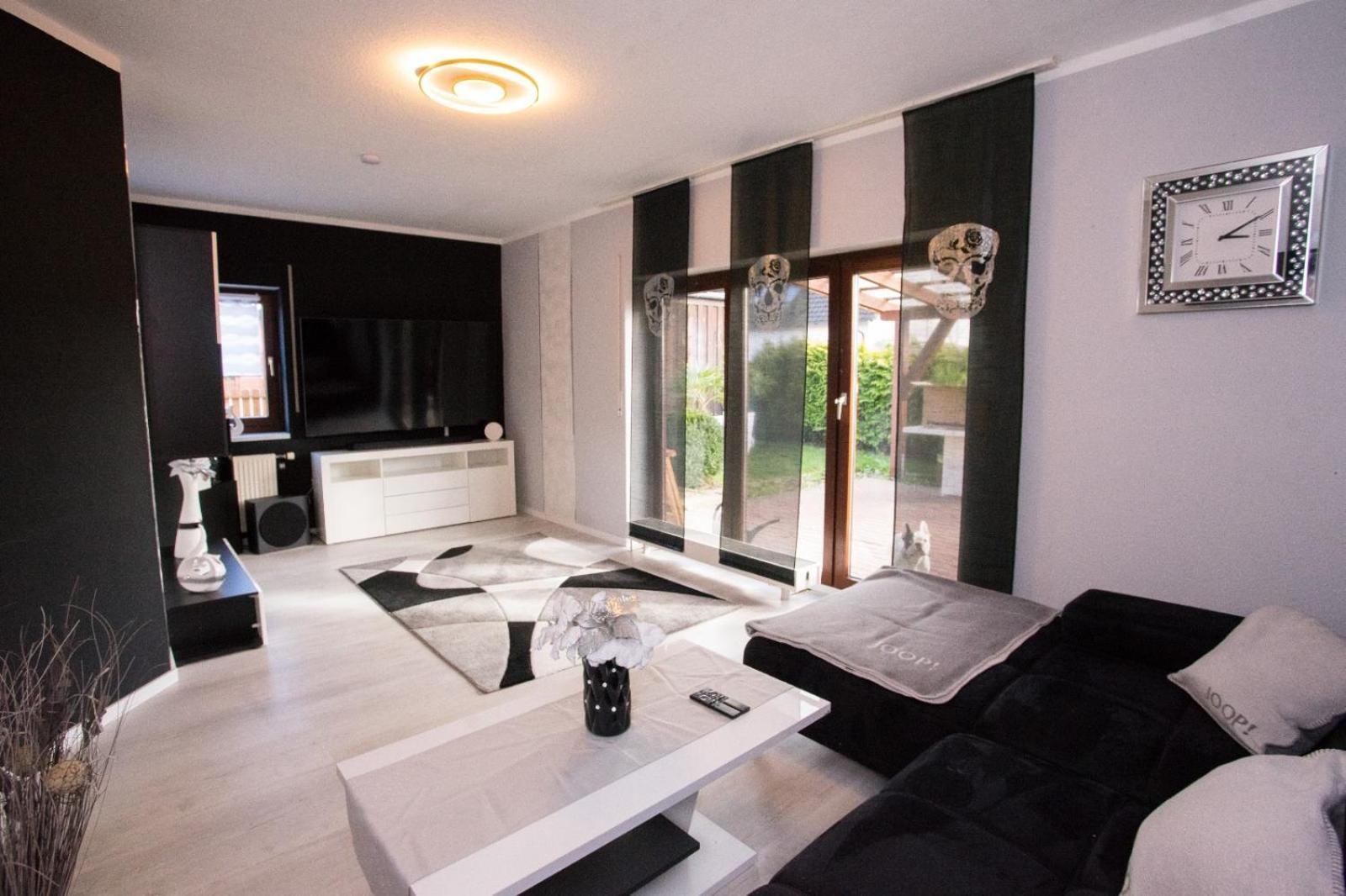 Zum Kaeutzchen 120Qm Ferienhaus 8 Personen 4 Schlafzimmer Nossentiner Huette Ngoại thất bức ảnh